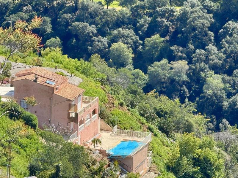 Villa - 172 m² - 6 pièces