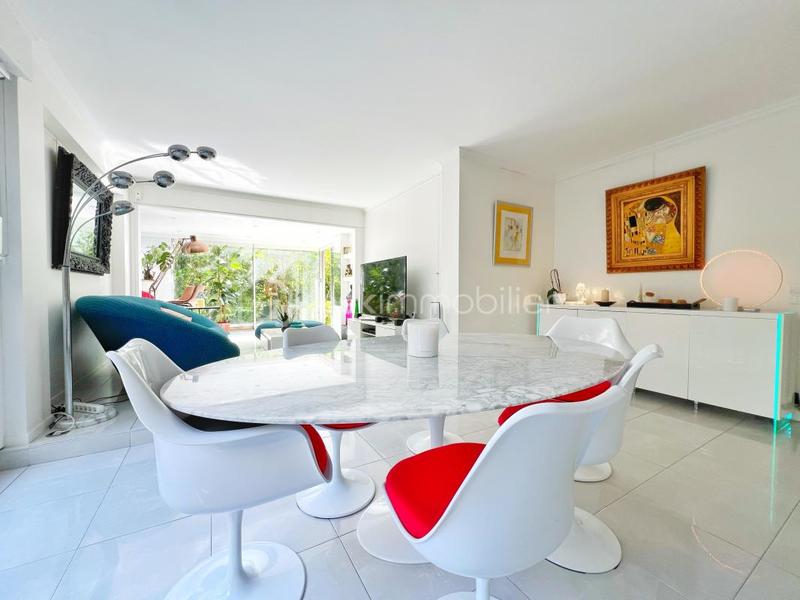 Appartement - 110 m² - 5 pièces