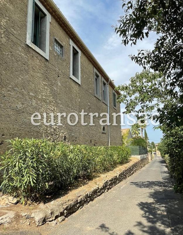 Bureau - 1 540 m² - 18 pièces