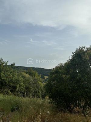 Terrain constructible - 1 013 m²