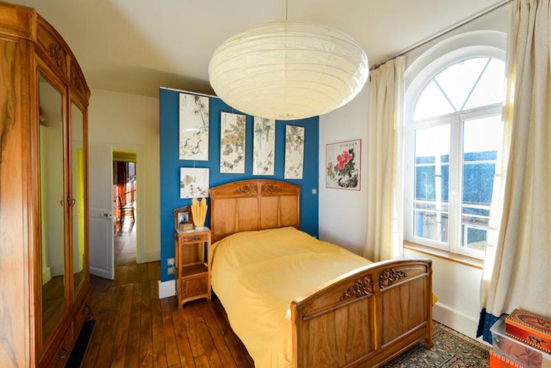 Maison - 297 m² - 11 pièces