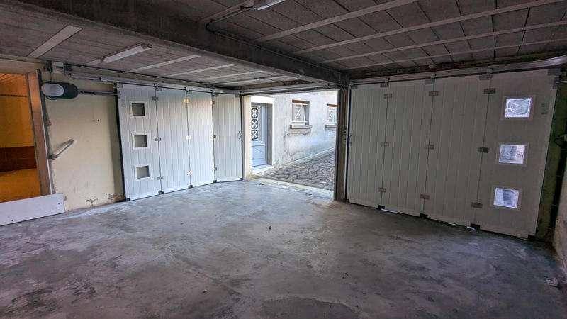 Maison - 208 m² - 6 pièces