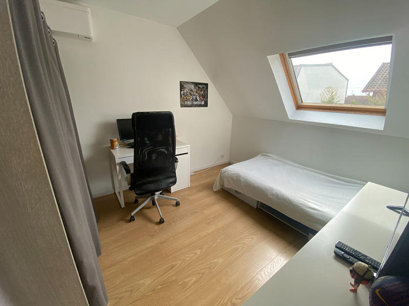 Maison - 177 m² - 8 pièces