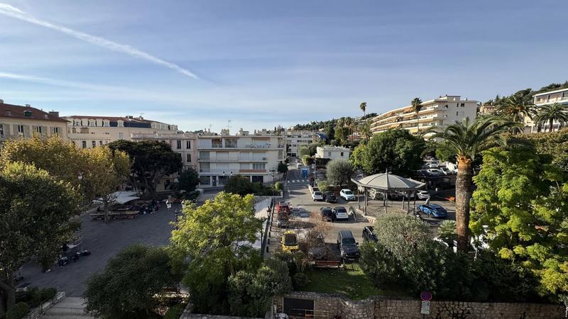 Appartement - 155 m² - 5 pièces