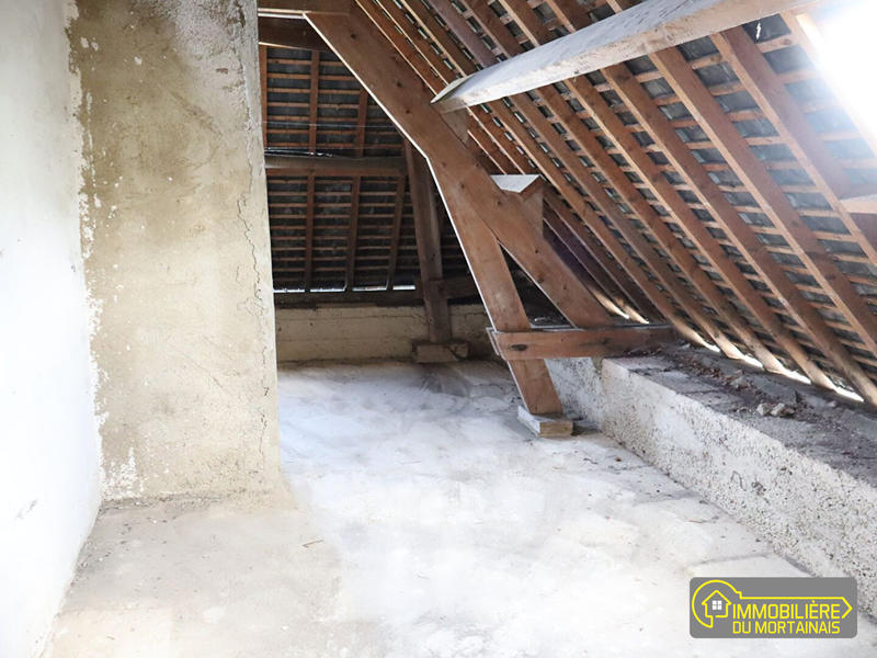 Maison - 209 m² - 11 pièces