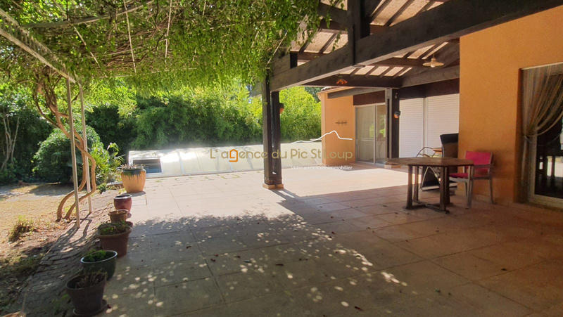 Villa - 166 m² - 6 pièces