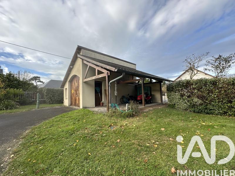 Maison - 268 m² - 9 pièces