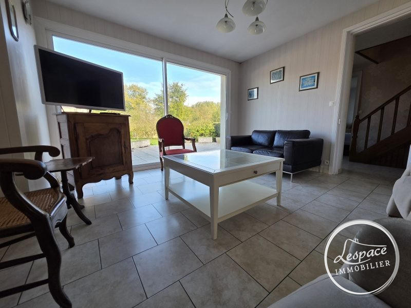 Maison - 186 m² - 5 pièces