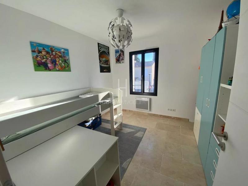 Maison - 115 m² - 6 pièces