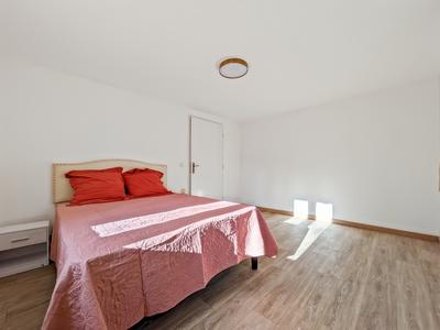 Maison - 208 m² - 8 pièces