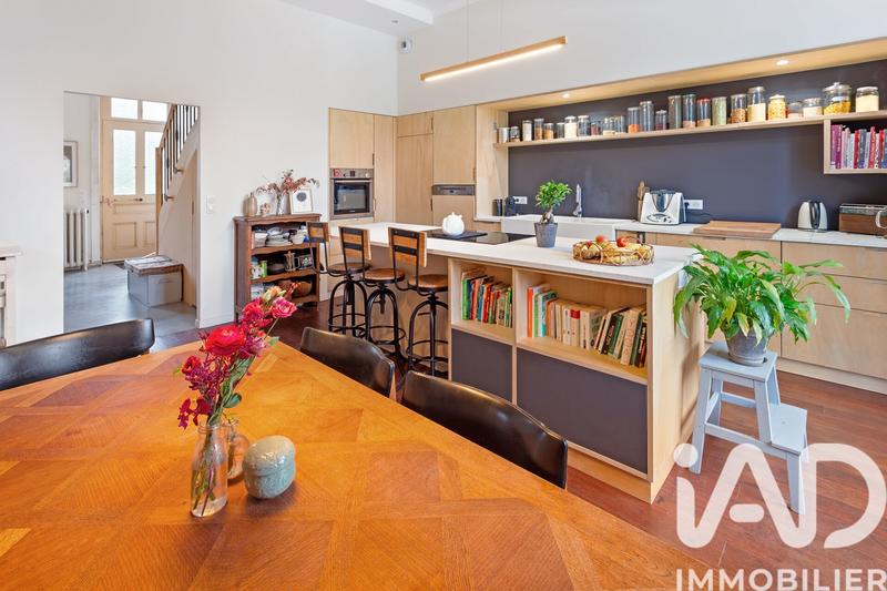 Maison - 122 m² - 7 pièces