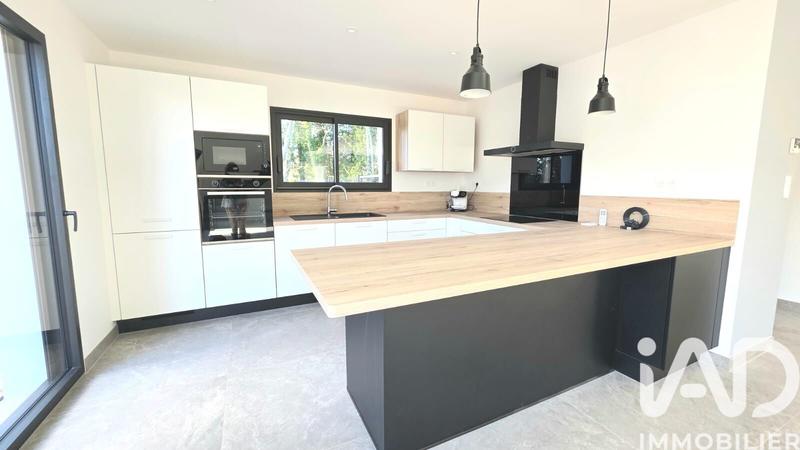 Maison - 130 m² - 5 pièces