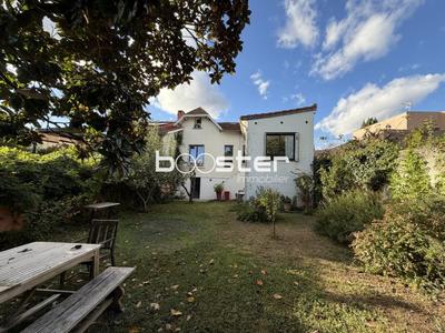 Maison ancienne - 180 m² - 6 pièces