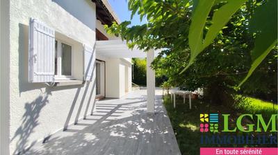 Maison - 140 m² - 5 pièces