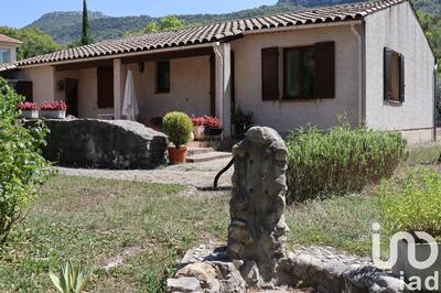 Maison - 87 m² - 4 pièces