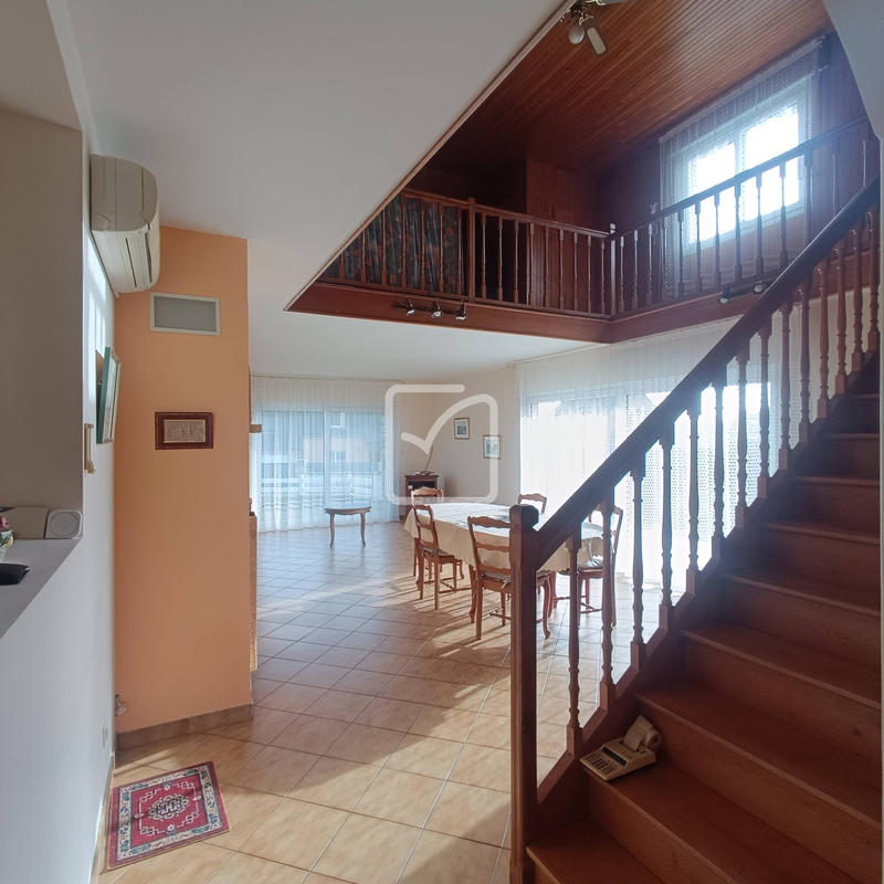 Propriété - 155 m² - 7 pièces