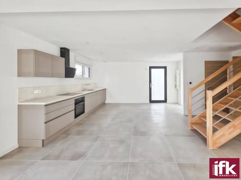 Maison - 101 m² - 5 pièces