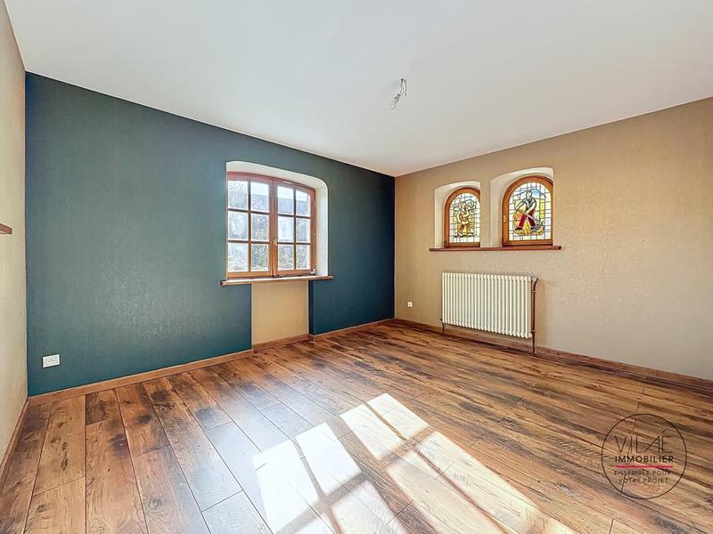 Maison - 285 m² - 8 pièces