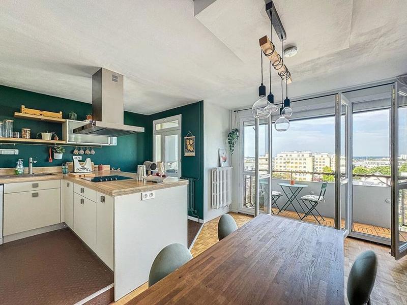 Appartement - 64 m² - 4 pièces