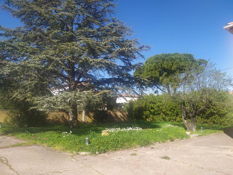 Terrain constructible - 640 m²