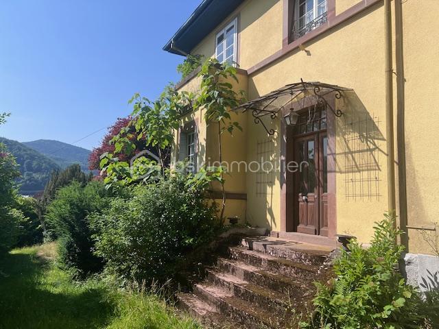 Demeure - 320 m² - 12 pièces