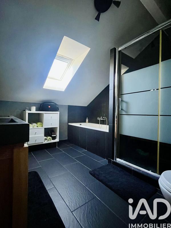 Maison - 85 m² - 4 pièces