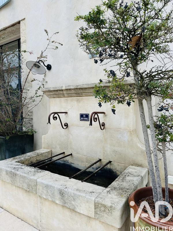 Maison - 332 m² - 8 pièces