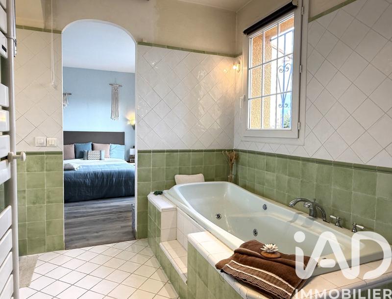 Maison de maîtres - 184 m² - 6 pièces