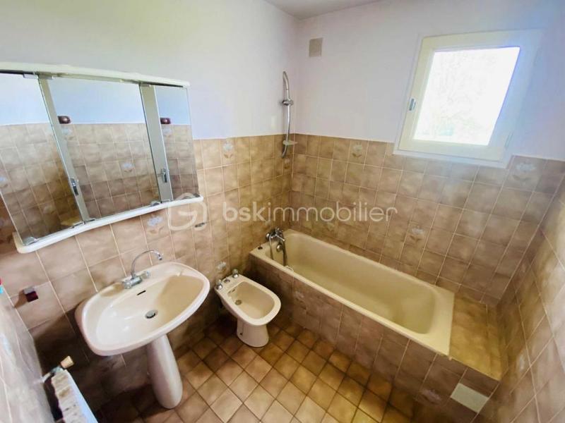 Maison de village - 80 m² - 5 pièces