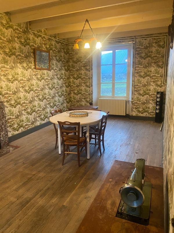 Maison - 140 m² - 6 pièces