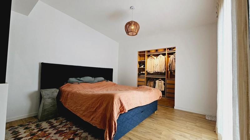 Maison - 163 m² - 5 pièces