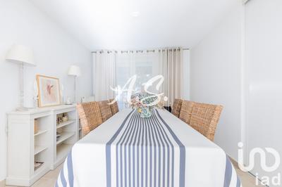 Maison - 212 m² - 8 pièces