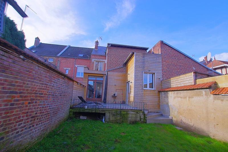 Maison - 180 m² - 6 pièces