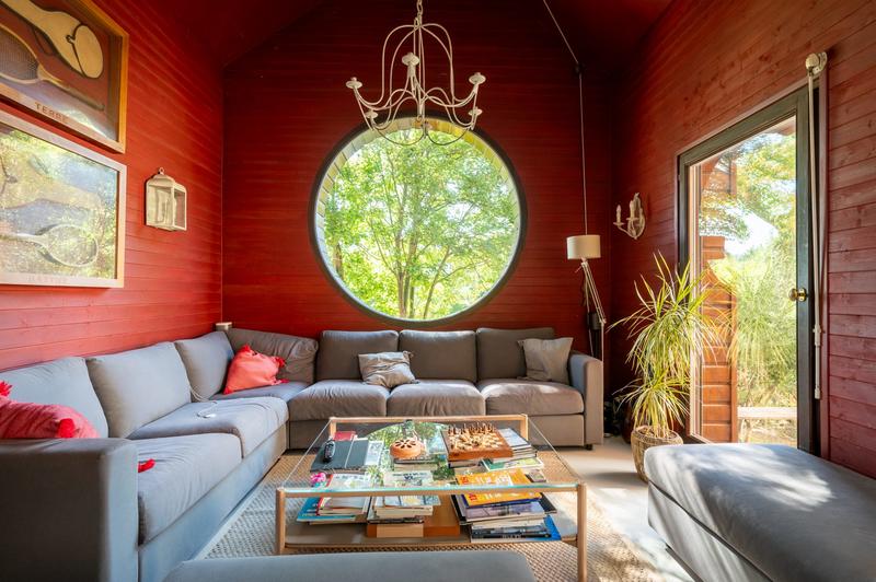 Maison - 300 m² - 9 pièces