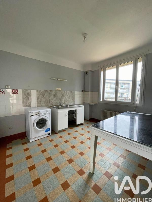 Maison - 97 m² - 5 pièces