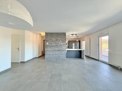 Appartement - 91 m² - 4 pièces