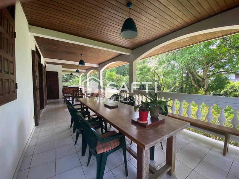 Maison - 136 m² - 5 pièces