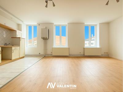 Appartement - 87 m² - 4 pièces