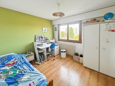 Appartement - 84 m² - 4 pièces