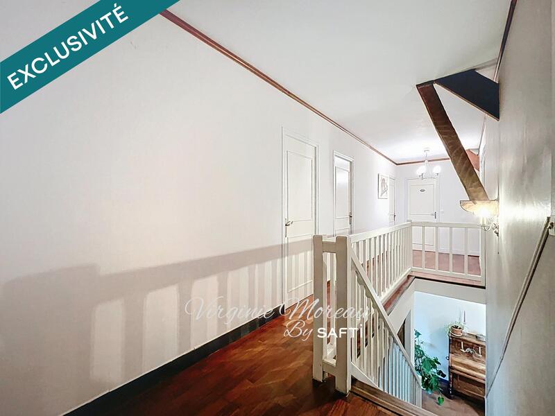 Maison - 160 m² - 8 pièces