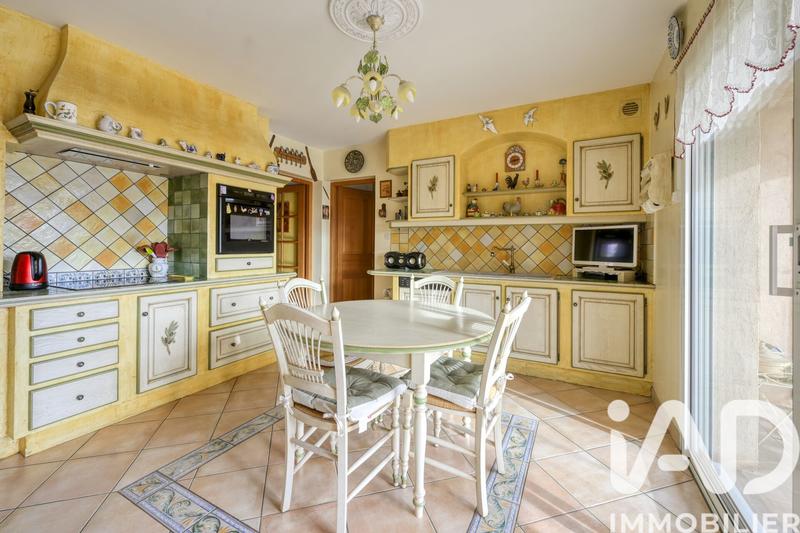 Maison - 168 m² - 6 pièces