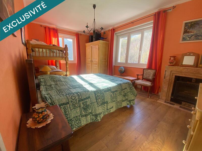 Maison - 183 m² - 10 pièces