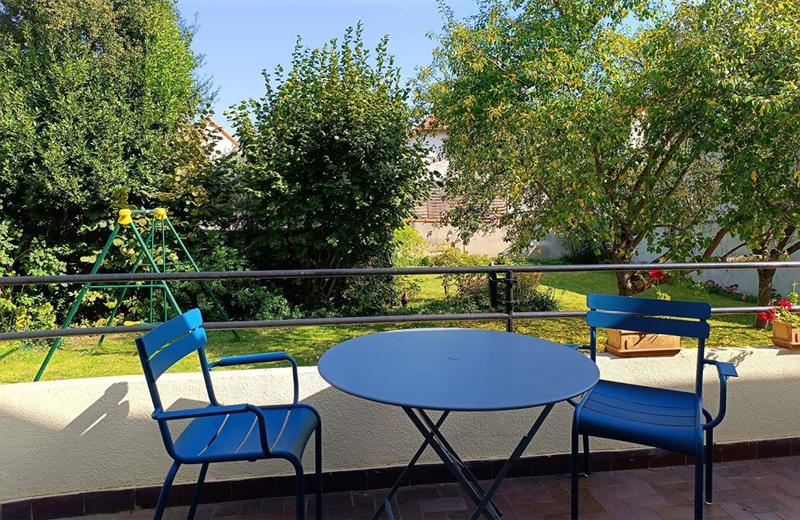 Maison - 240 m² - 10 pièces