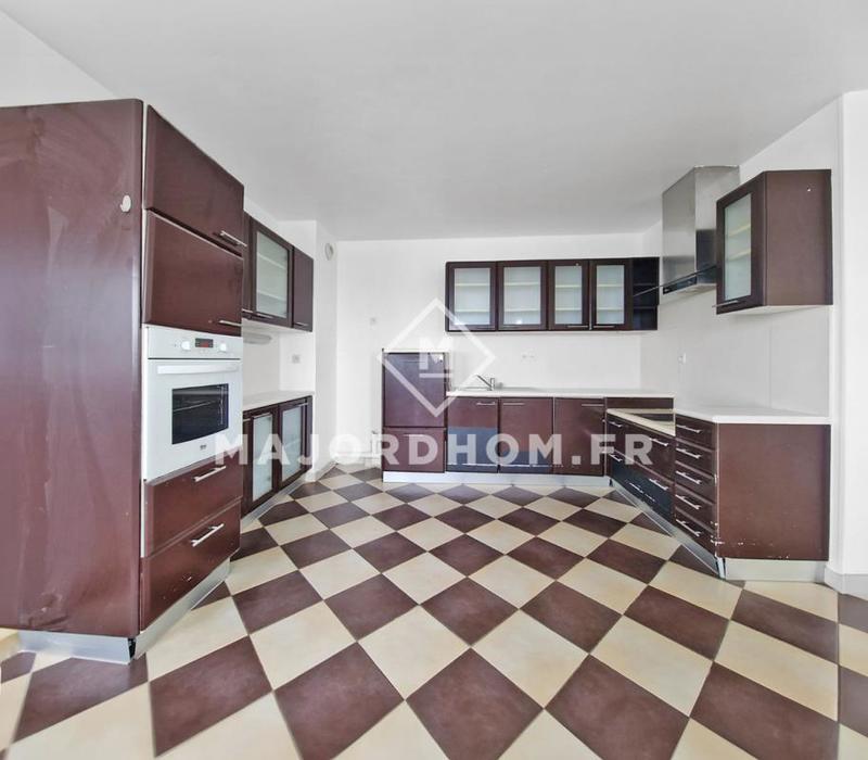 Appartement - 115 m² - 4 pièces