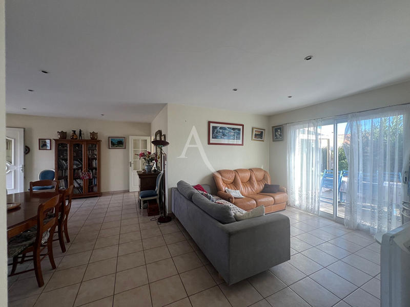 Maison - 92 m² - 4 pièces