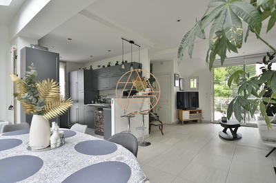 Maison - 123 m² - 4 pièces