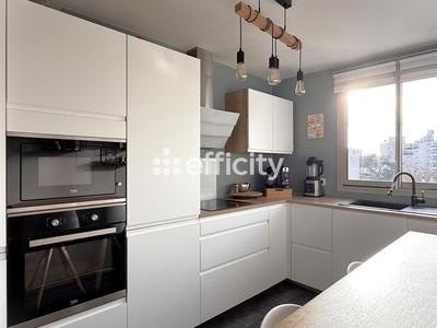 Appartement - 79 m² - 3 pièces