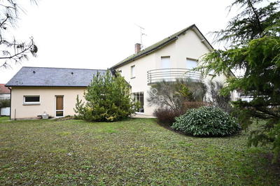 Maison d'architecte - 205 m² - 8 pièces