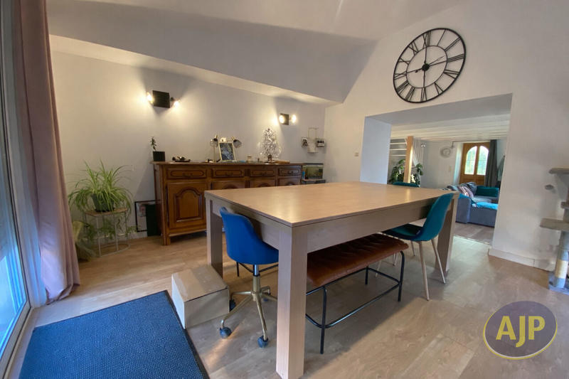 Maison - 154 m² - 5 pièces