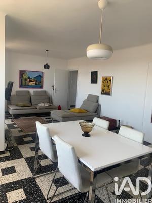 Appartement - 84 m² - 5 pièces